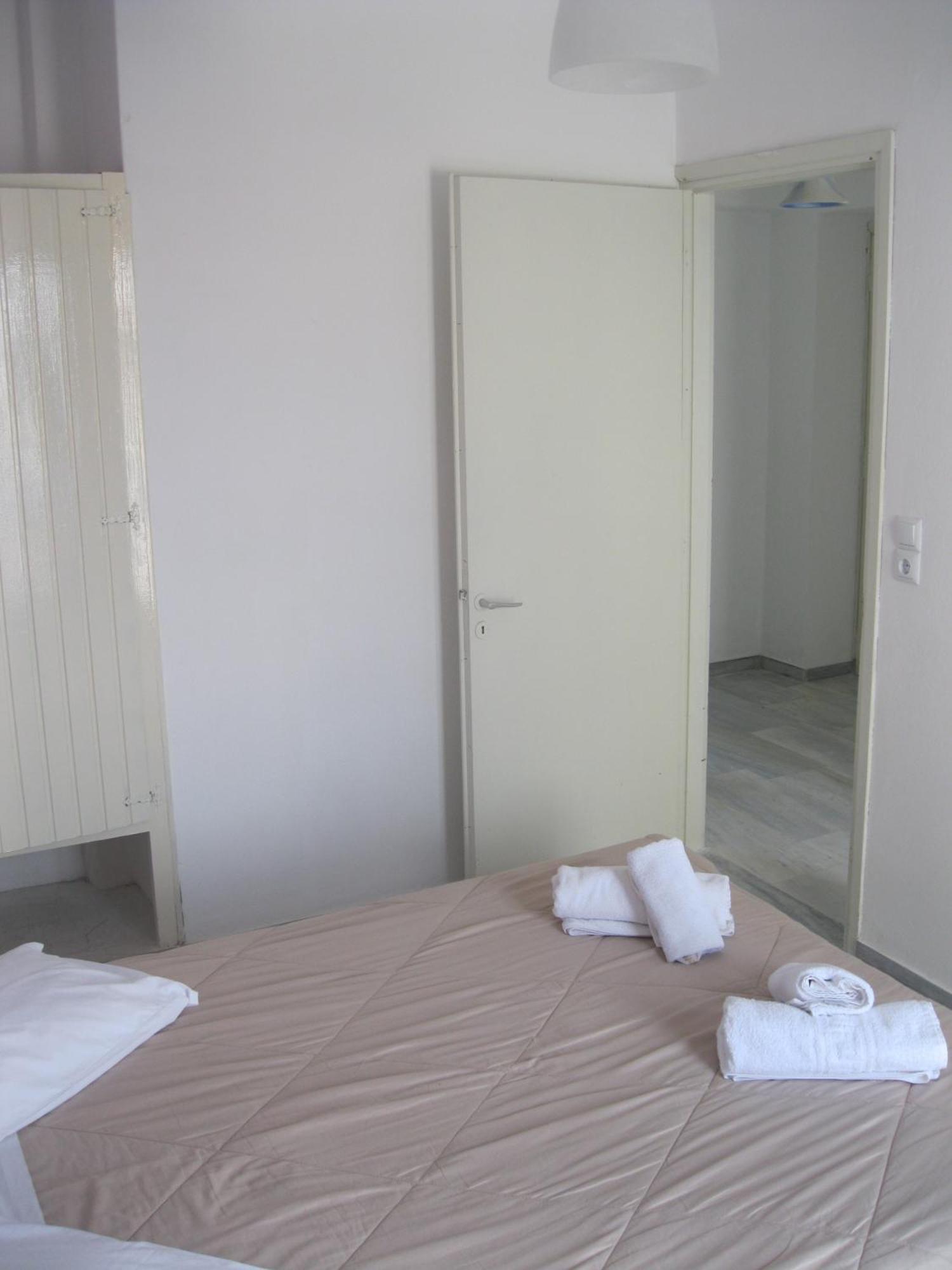 Very-Kokkos Pension 2 Naxos City Δωμάτιο φωτογραφία
